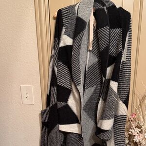 Geometric Black and Gray Women's Coverup